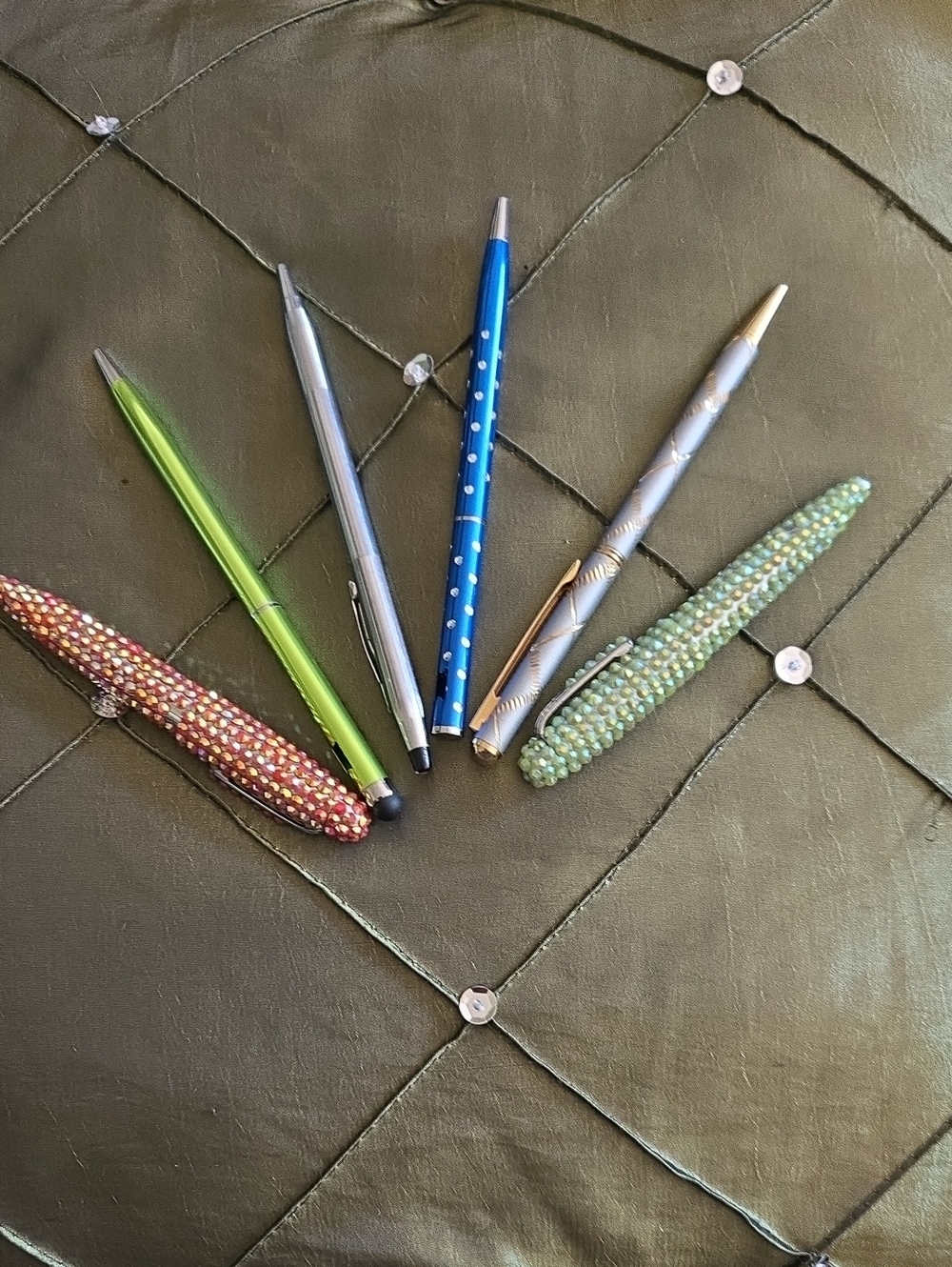 6 Metal Embellished Pens